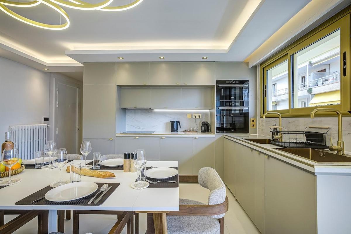Luxe Azure Escape I Collection Appartement